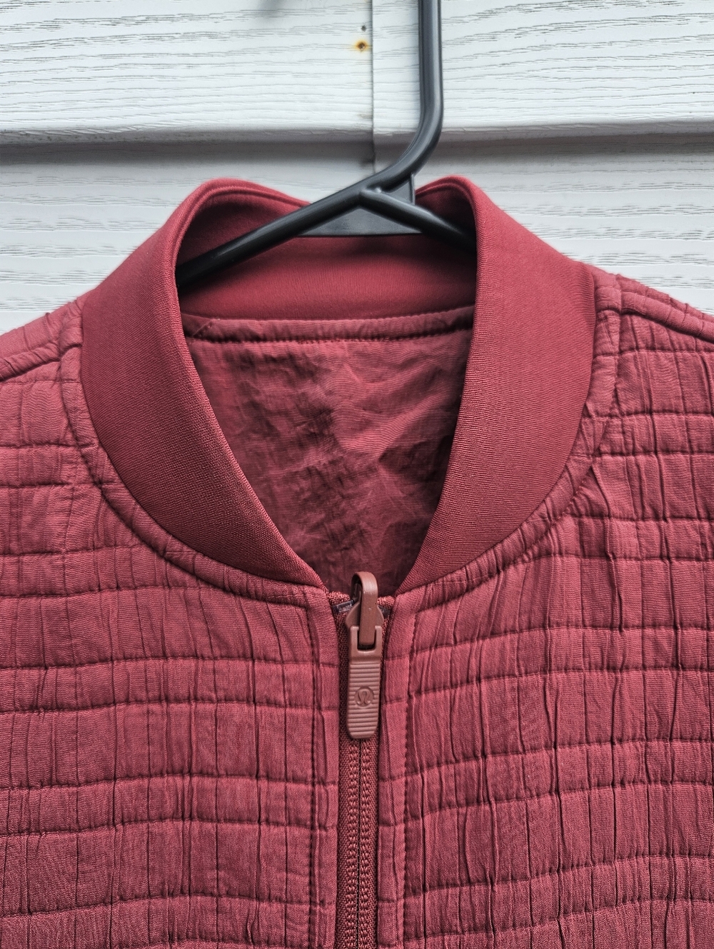 Lululemon Serene Travels Bomber Chianti Size 4 - Picture 4 of 9